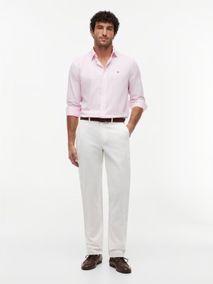 Twill-Chino Denton mit Stretchanteil, Slim Straight Fit