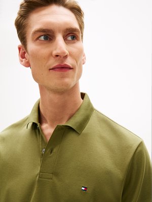 Jersey-Poloshirt mit kleiner Logo-Stickerei, Regular Fit