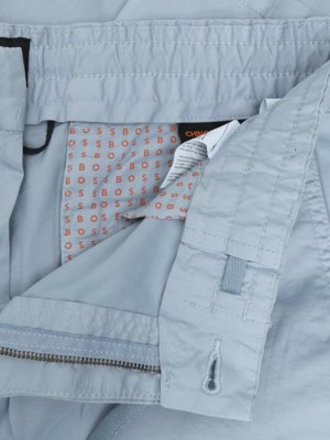 Glatte Shorts mit elastischem Bund und Kordelzug