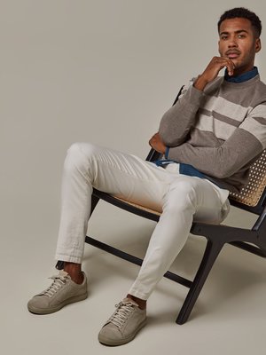 Legere Casual-Sneaker aus Veloursleder