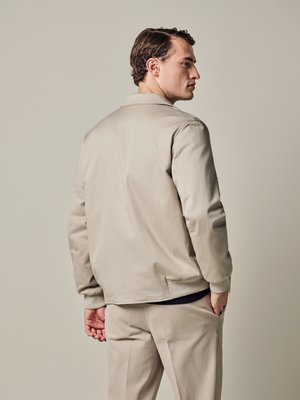 Blouson aus einem Baumwollcanvas mit Sorona®-Isolation