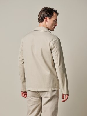 Overshirt aus einem leichten Baumwoll-Canvas