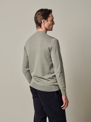 Leichter Rundhalspullover mit Tencel™