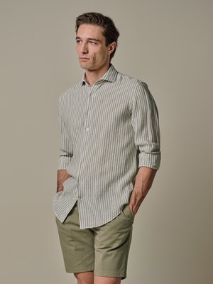 Leinenhemd mit Streifen und Haifischkragen, Slim Fit