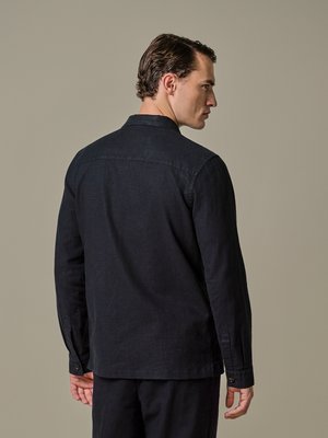 Garment Dyed Overshirt aus Leinen und Baumwolle, Regular Fit