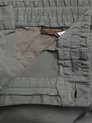 Glatte Shorts mit elastischem Bund und Kordelzug