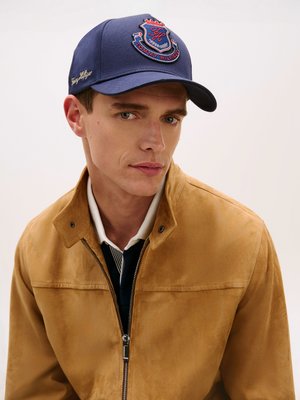 Cap aus Baumwolle mit Label-Aufnäher