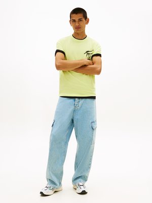 T-Shirt aus Baumwolle mit beidseitigem Print, Regular Fit