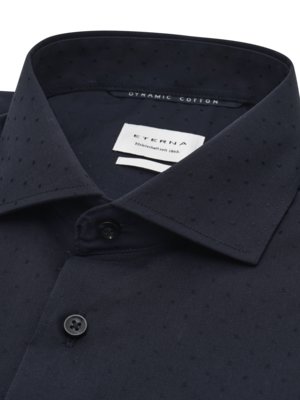 Unifarbenes Hemd aus Dynamic Cotton mit Kentkragen, Slim Fit