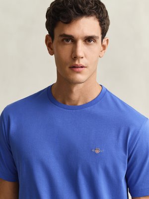 Leichtes T-Shirt mit Logo-Stickerei, Regular Fit