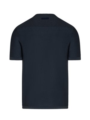 Gestricktes Stretch-Shirt mit 3D Knit Technology