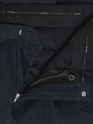 Leichter Anzug aus Leinen, Comfort Fit