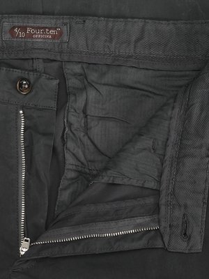 Glatte Chino aus einem Baumwollstretch