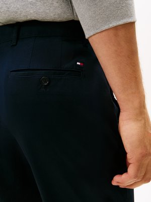 Softe Twill-Chino Denton mit Stretch-Anteil, Straight Fit