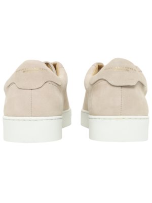 Handgefertigter Sneaker aus softem Veloursleder