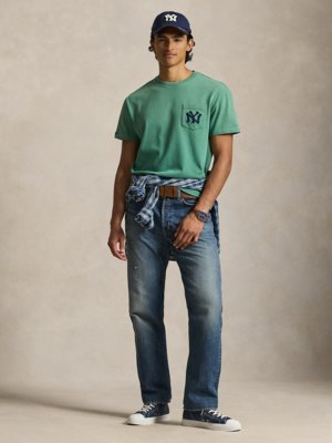 T-Shirt mit Brusttasche und New York Yankees-Aufnäher
