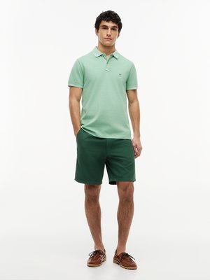 Poloshirt aus gewaschenem Baumwoll-Piqué, Regular Fit