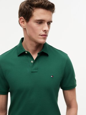 Unifarbenes Poloshirt 1985 und kleiner Flag-Stickerei, Regular Fit