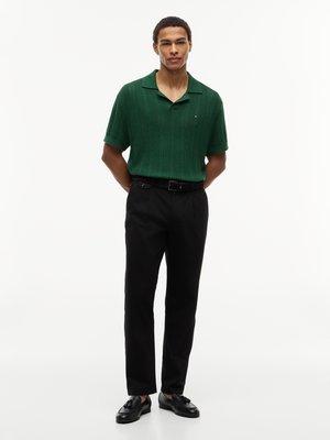 5 Pocket-Bundfaltenhose Harlem aus einem Baumwoll-Mix, Regular Fit