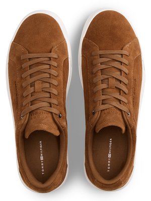 Sneaker aus Veloursleder mit Label-Schriftzug