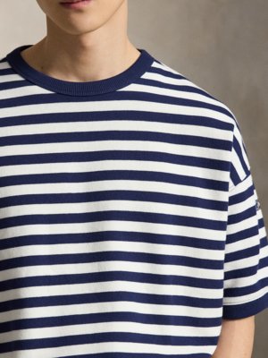 T-Shirt in softer Sweat-Qualität mit Ringelstreifen, Relaxed Fit