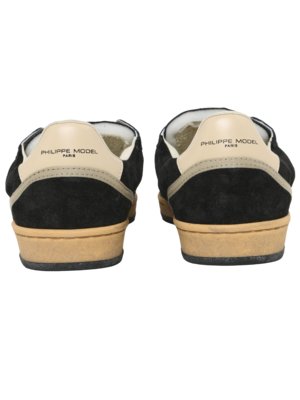 Low Top-Sneaker aus Leder mit Wildleder-Overlays