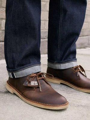 Knöchelhohe Desert Boots Beeswax aus Wildleder mit Kreppsohle