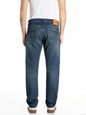 Jeans Aideen mit Stretch und dezenter Waschung, Straight Fit