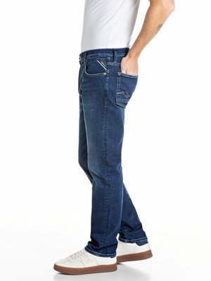 Jeans Aideen mit Stretch und dezenter Waschung, Straight Fit