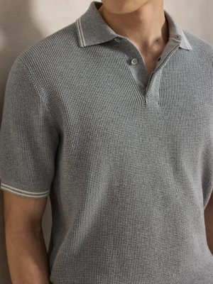 Strick-Poloshirt in Sweat-Qualität mit verdeckter Knopfleiste