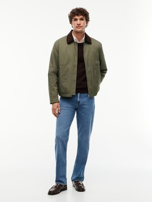 Leicht wattierte Harrington-Jacke mit Cordkragen