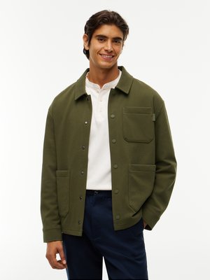Wattiertes Overshirt mit Struktur und Stretchanteil