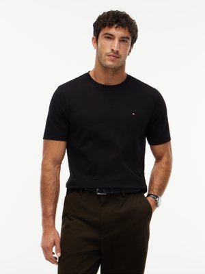 T-Shirt aus einem Baumwolljersey mit Logo-Stickerei, Regular Fit