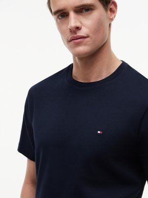 T-Shirt aus einem Baumwolljersey mit Logo-Stickerei, Regular Fit