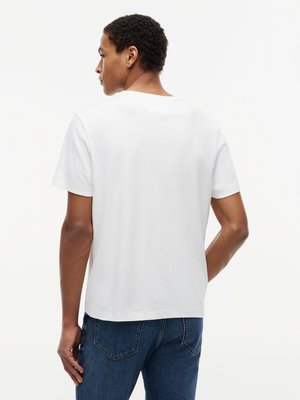 T-Shirt aus einem Baumwolljersey mit Logo-Stickerei, Regular Fit