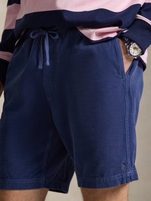 Softe Shorts in Frottee-Qualität mit Logo-Stickerei, Regular Fit