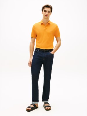 Piqué-Poloshirt Regular Fit 1985 mit kleiner Logo-Stickerei