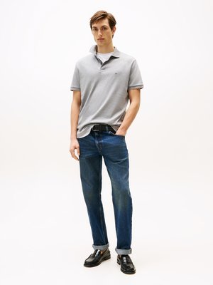 Piqué-Poloshirt aus Baumwolle mit Logo-Stickerei, Regular Fit