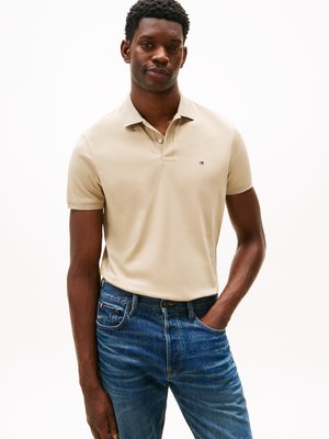 Piqué-Poloshirt aus Baumwolle mit Logo-Stickerei, Regular Fit