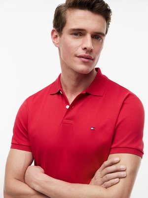 Piqué-Poloshirt aus Baumwolle mit Logo-Stickerei, Regular Fit