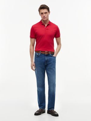 Piqué-Poloshirt aus Baumwolle mit Logo-Stickerei, Regular Fit