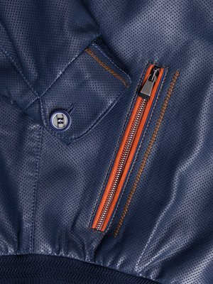 Hochwertige Lederjacke in perforiertem Leder