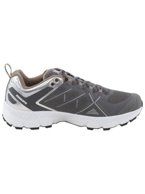 Sneaker mit Gore-Tex Membran 