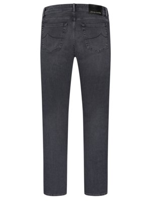 Jeans J622 in dezenter Used-Optik 