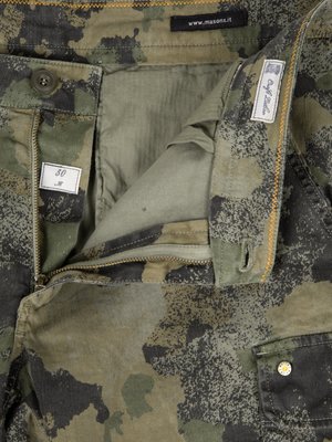 Bermuda Camouflage mit Cargotaschen, Slim Fit
