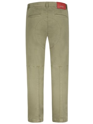 Chino-mit-Button-Fly,-Hafen,-Relaxed-Fit