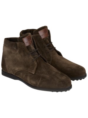 Gefütterte Chukka-Boots aus Veloursleder