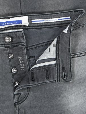 Jeans Bard (J688), dezente Waschung, schmal geschnitten