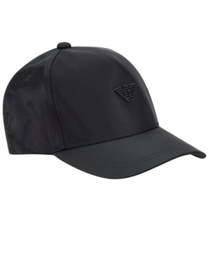 Baseball-Cap-in-Glanz-Optik-mit-Logo-Emblem