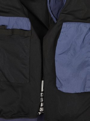 Leichte Jacke mit Klett Logo-Patch